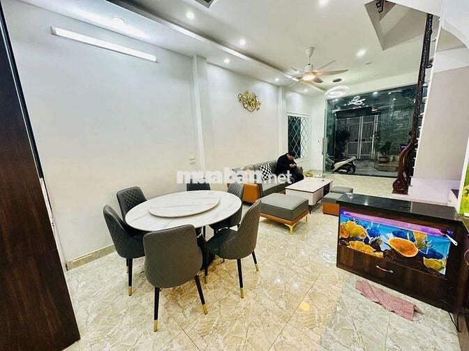 NHỈNH 11 TỶ SỞ HỮU NGAY NHÀ TRUNG TÂM  PHƯƠNG MAI