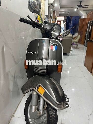 Bán Xe Piaggo cổ màu xám đã qua sử dụng