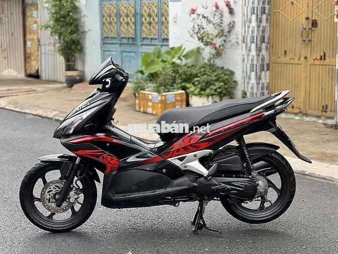 🌈Honda AIRBLADE 2010 màu đỏ đen mới 85 %