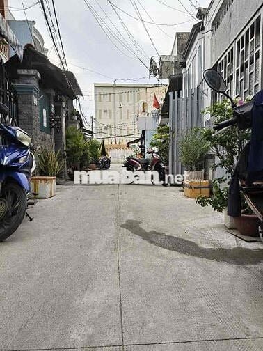 Bán Nhà 2 Tầng - Phường Đông Hưng Thuận - HXH thông - Chỉ 3 Tỷ