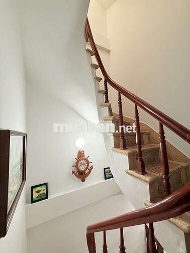 🏙 Bán nhà phố VIP Hào Nam – 30m ô tô, vài bước Ga Cát Linh