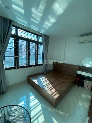 BÁN NHÀ MẶT NGÕ PHẠM VĂN ĐỒNG OTO TRÁNH, KINH DOANH 40M2, 5 TẦNG