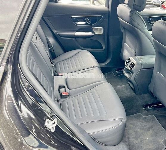 2023 300 4Matic - 5000 km