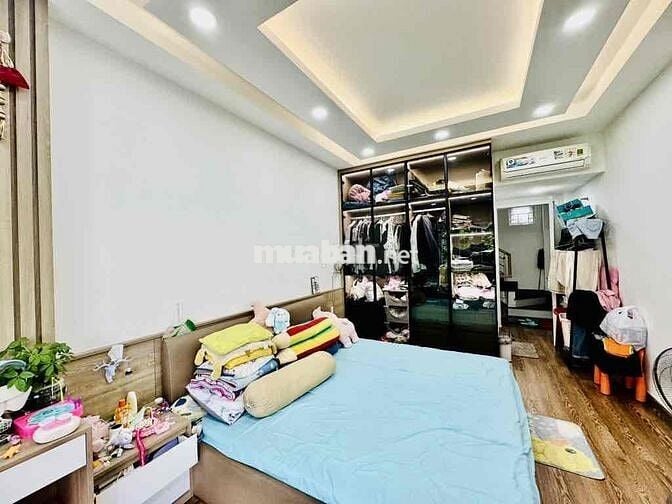 Khu Phan Xích Long 5tầng ,giáp Quận 3, View landmark81 chỉ 8,390 tỷ TL