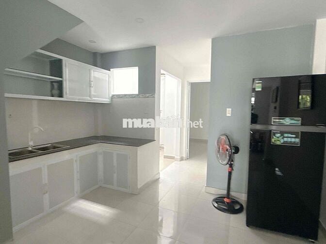 Bán Nhà Sổ Riêng Hoàn Công 1 trệt 1 lầu 3pn 2wc Full nội thất
