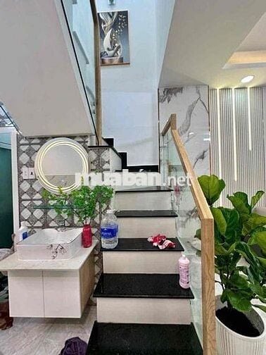 Chính chủ bán nhà 2PN, full nội thất, dọn vào ở ngay – P15, Tân Bình