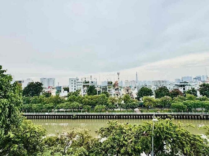 Khu Phan Xích Long 5tầng ,giáp Quận 3, View landmark81 chỉ 8,390 tỷ TL