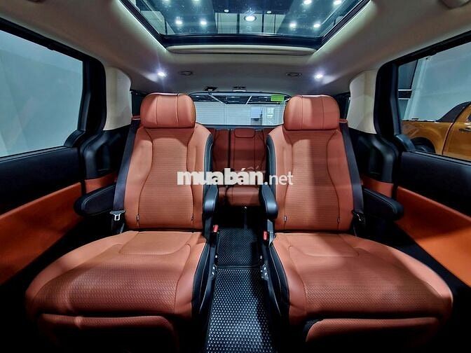 Kia Carnival 2023 Signature 3.5G - 23000 km