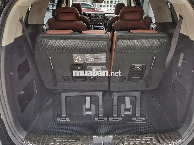 Kia Carnival 2023 Signature 3.5G - 23000 km