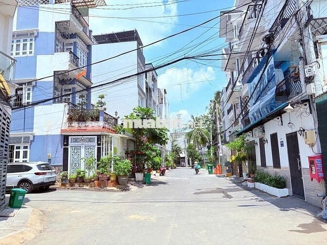 Bán 60,7m2 thổ cư ngay đường 22 phạm văn đồng, linh đông. SRXD, GPXD