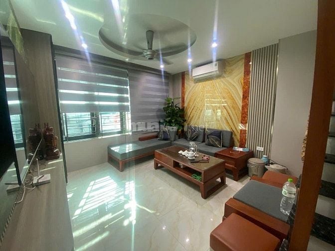 BÁN NHÀ MẶT NGÕ PHẠM VĂN ĐỒNG OTO TRÁNH, KINH DOANH 40M2, 5 TẦNG