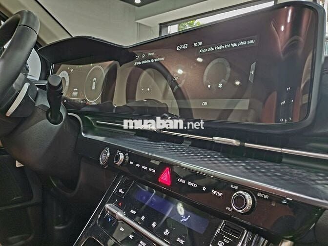Kia Carnival 2023 Signature 3.5G - 23000 km