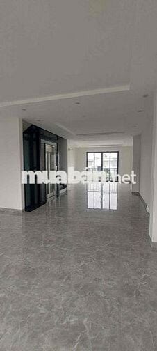 Cho thuê nhà Trịnh Văn Bô 120mx5T full thang máy điều hoà 35tr