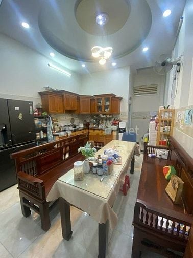 Dt: 4x14, có 1 lầu. Nhà mặt tiền đường 16b, khu Gò Xoài