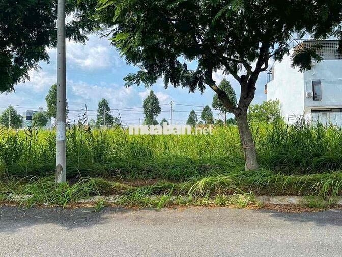 Dự Án saigonvillage một lô đẹp giá tốt.