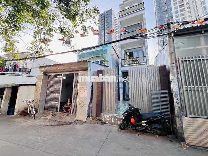 DTSD 304mét vuông,Hẻm ô tô 1 trục, 5p tới Q1