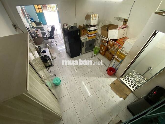 Sang lại nhà nguyên căn 106 Trần Thánh Tông DT: 4X12m. Trệt gác lửng