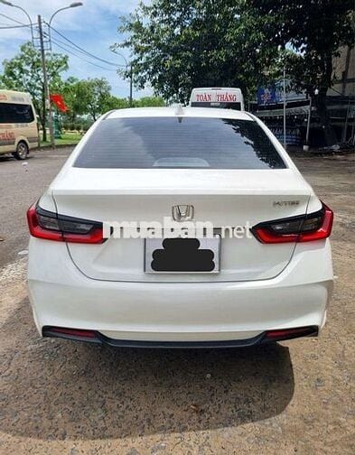 Honda City G 2023 model 2024 đã có Honda Sensing