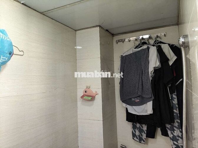 BÁN NHÀ NÁT CẤP 4. SỐ 34 NGUYỄN SƠN HÀ P5Q3 NGANG 4M DÀI 5M CÓ 1 LẦU
