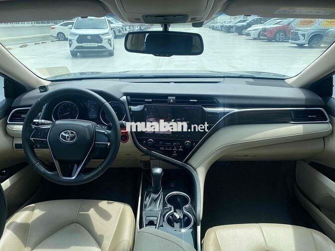 Toyota Camry 2019 2.0G - 75000 km