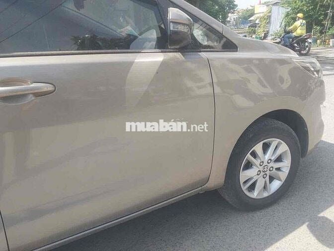 Toyota Innova 2020 2.0E - 28000 km