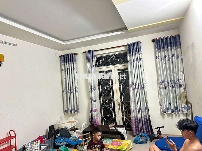 CHO THUÊ NHÀ 3 LẦU 1 ST HEM 631 TỈNH LỘ 10