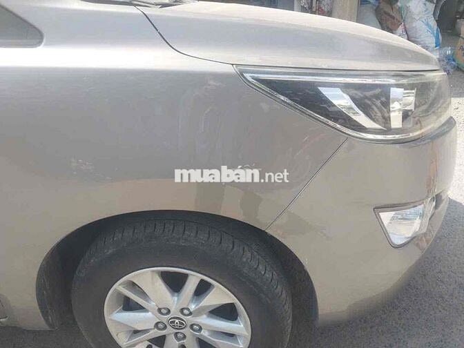 Toyota Innova 2020 2.0E - 28000 km