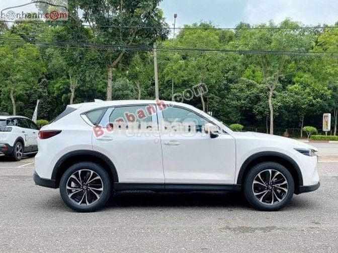 Mazda CX5 Premium 2.0 AT 2025