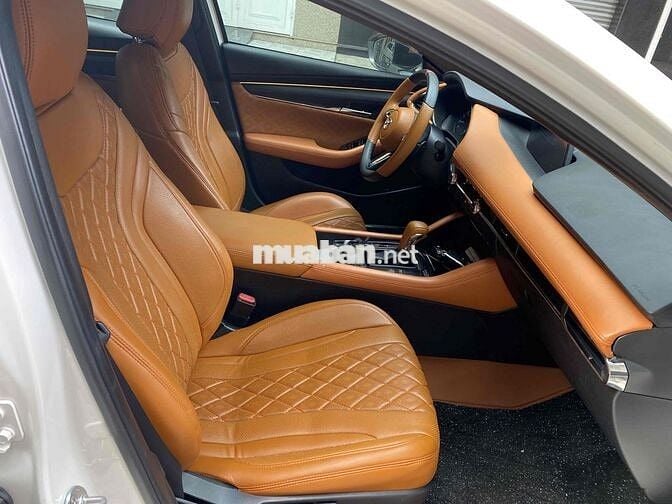 Mazda 3 2021 2.0L màu Trắng Premium odo 33000 km