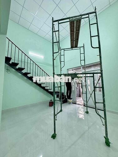 Nhà mới xây nguyên căn chính chủ