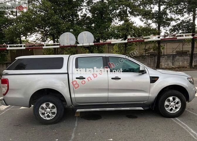 Ford Ranger XLS 2.2L 4x2 AT 2014 - 348 Triệu