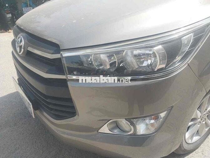 Toyota Innova 2020 2.0E - 28000 km