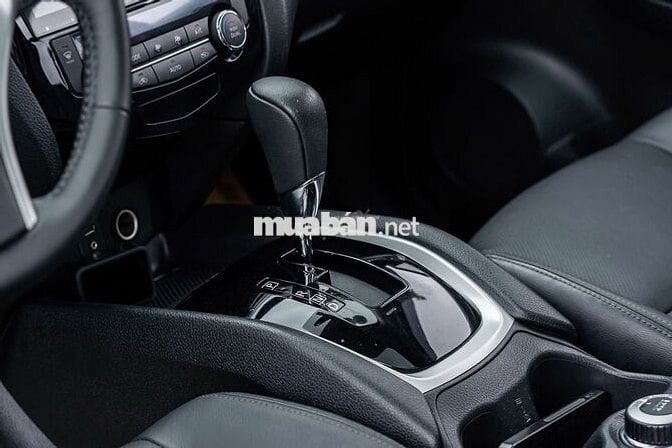 Nissan Xtrail 2.5 SV Sx 2020 cực đẹp