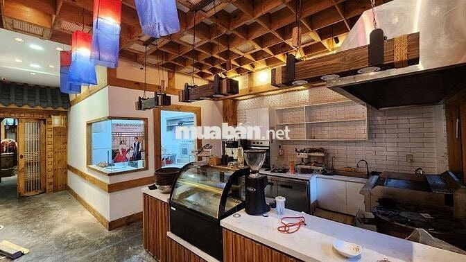 NHÀ MẶT TIỀN CHÂU THỊ VĨNH TẾ 6 CĂN HỘ
