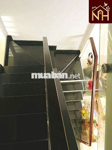 Bán gấp nhà 3 lầu đường Lê trọng tấn 42m2 giá chỉ 5.25 tỷ 🏠