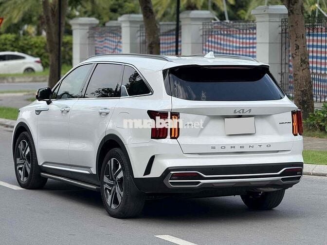 Kia Sorento 2022 Signature 2.5 AT AWD - 46000 km