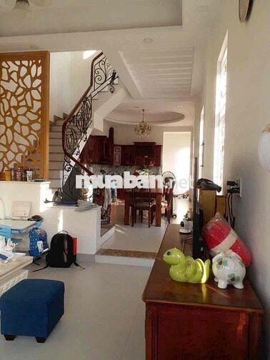 BÁN NHÀ TRỆT 2 LẦU HOÀN CÔNG BÌNH NHÂM