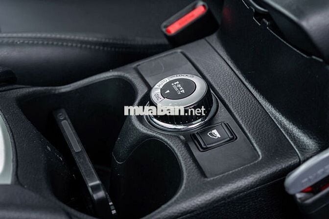 Nissan Xtrail 2.5 SV Sx 2020 cực đẹp