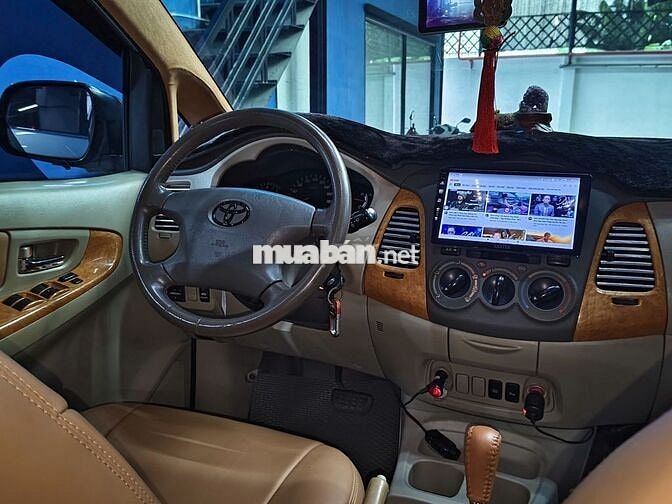 Toyota Innova 2008 V - 130000 km
