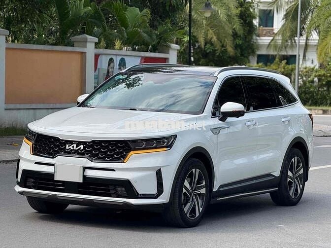 Kia Sorento 2022 Signature 2.5 AT AWD - 46000 km