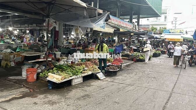 Bán lô đất thổ cư mặt tiền đường 10m sẵn thổ cư