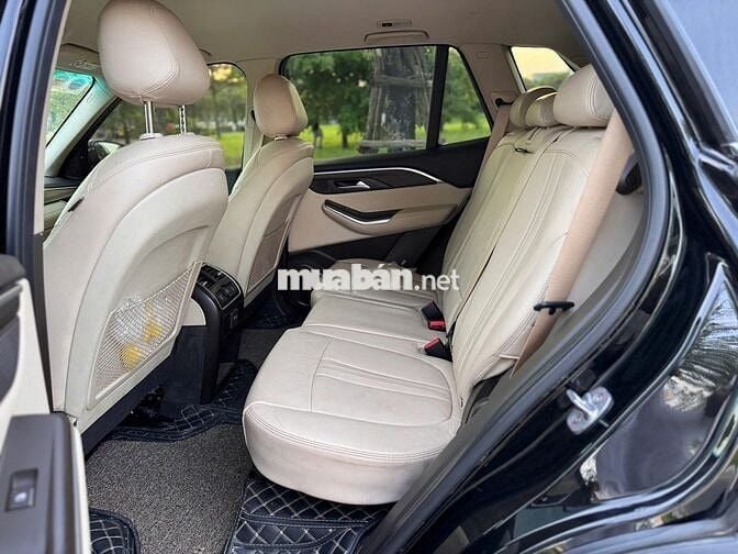 Vinfast Lux SA 2.0 premium Sản xuất 2021