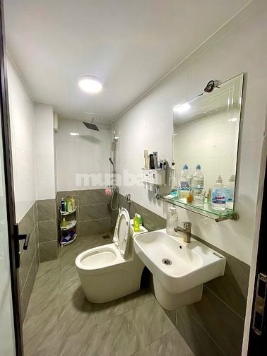 Nhỉnh 23tỷ nhà đẹp Tôn Đức Thắng 48m2,7T thang máy, oto đỗ cửa,kd đỉnh