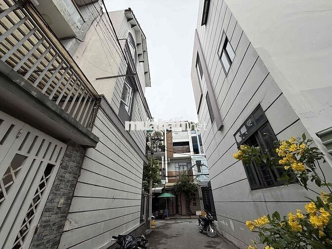 Bán lô đất ở HXH đường 38, Hiệp Bình Chánh, 5 tỷ 68m2 đẹp keng