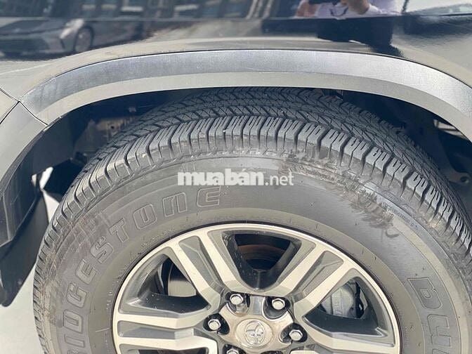Toyota Fortuner 2019 2.7V 4x2 AT - 89000 km