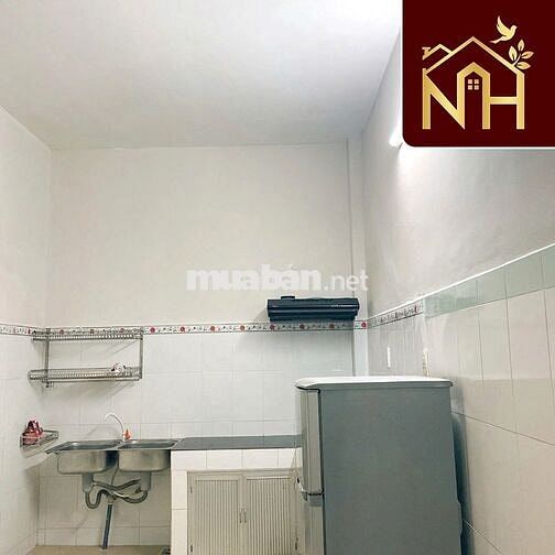 Bán gấp nhà 2 lầu đường trường chinh 4x12M