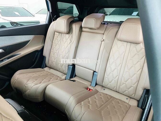 Peugeot 5008 2022 GT 1.6 AT - 18000 km