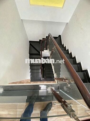 Cần cho thuê nhà Mặt Tiền 14A Đồng Nai P.2 Q.Tân Bình