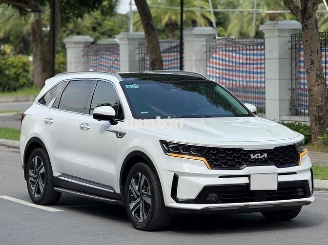 Kia Sorento 2022 Signature 2.5 AT AWD - 46000 km