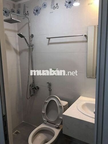 CHO THUÊ NHÀ KINH DOANH CÓ THANG MÁY MẶT TIỀN KHU TTTP GIÁ 18 TRIỆU/TH
